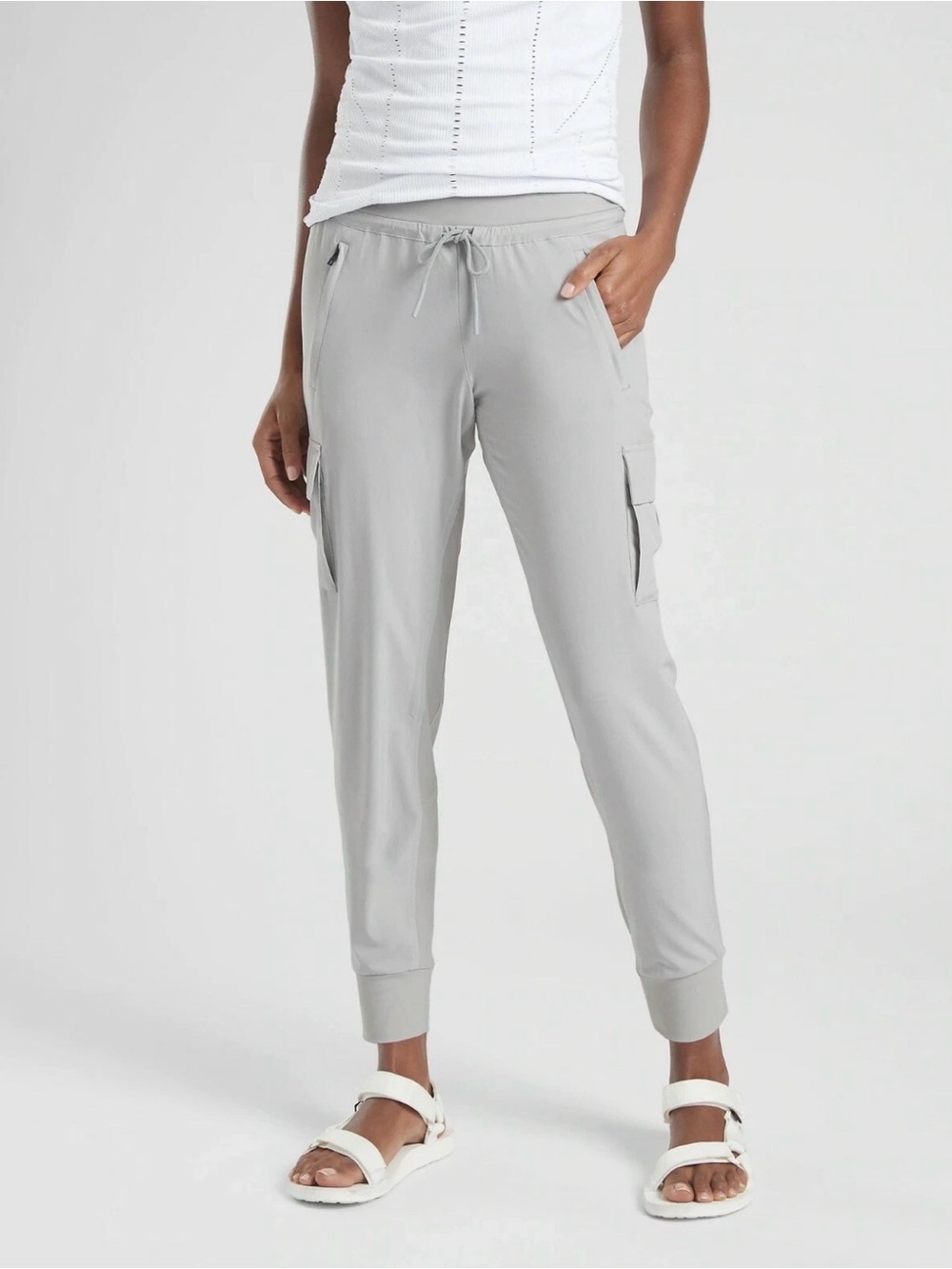 Athleta Sutton Cargo Tech Jogger Pant |Grey Size 10